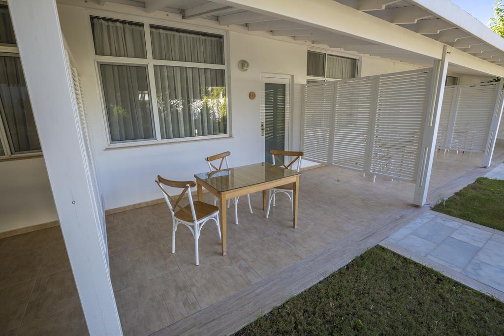 Palm Bay Beach Hotel Emecik Luaran gambar